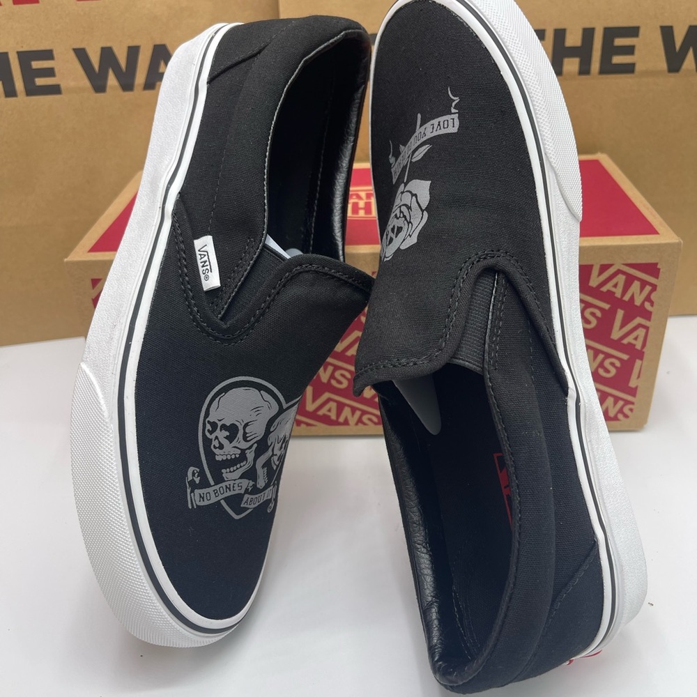 Vans Women's Classic Slip-On Love You To Death Black/ White Sneakers
VN0A5JMH6BT - Picture 13 of 16